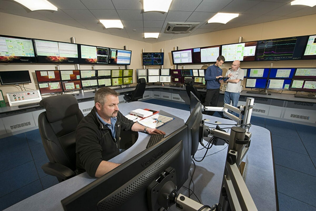 Plant and Process control room furniture - Thinking Space Systems